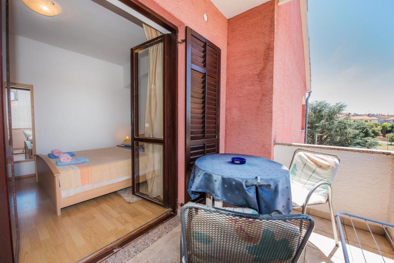 Two Bed Rooms Fortuna Near The Beach Poreč Kültér fotó