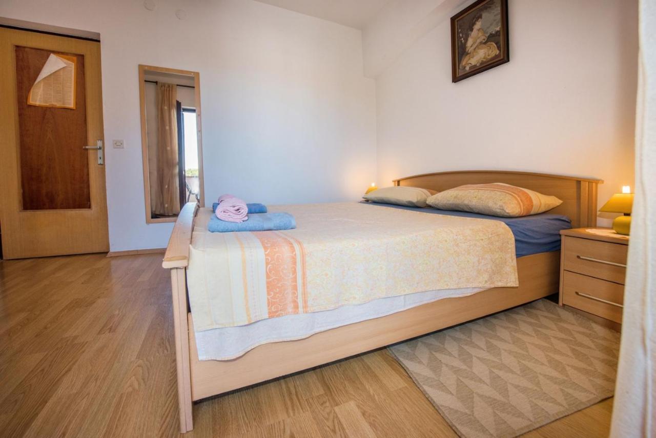 Two Bed Rooms Fortuna Near The Beach Poreč Kültér fotó