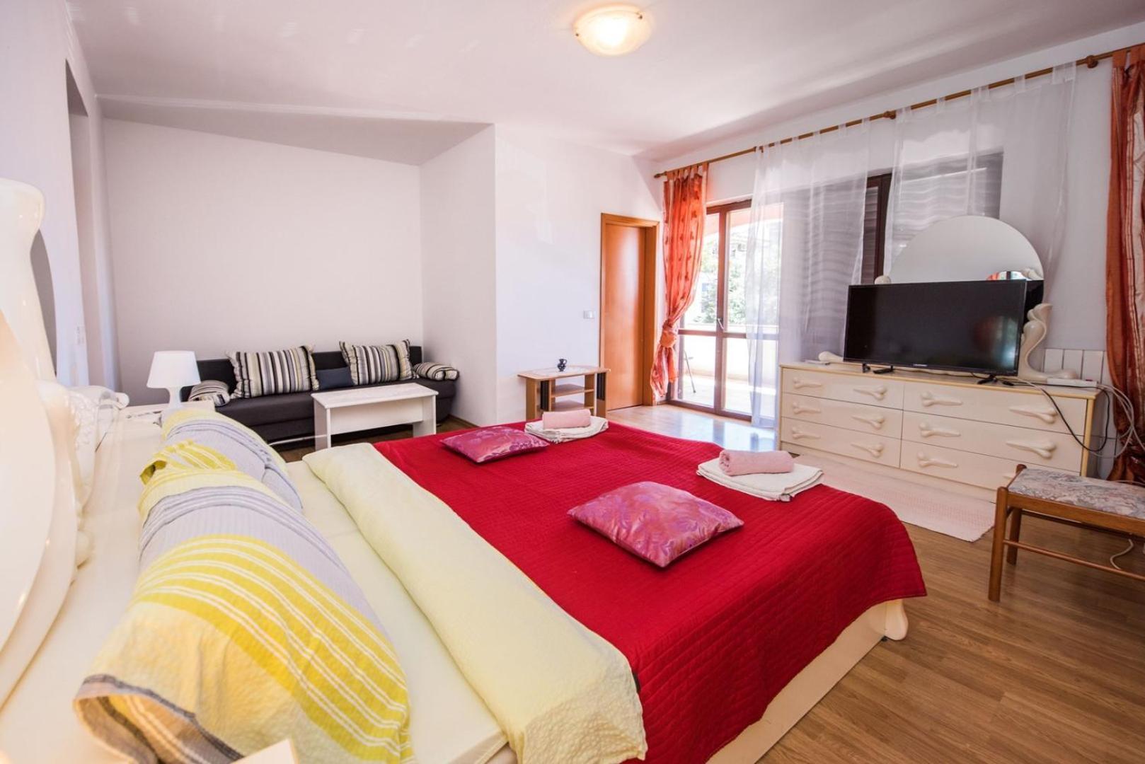 Two Bed Rooms Fortuna Near The Beach Poreč Kültér fotó